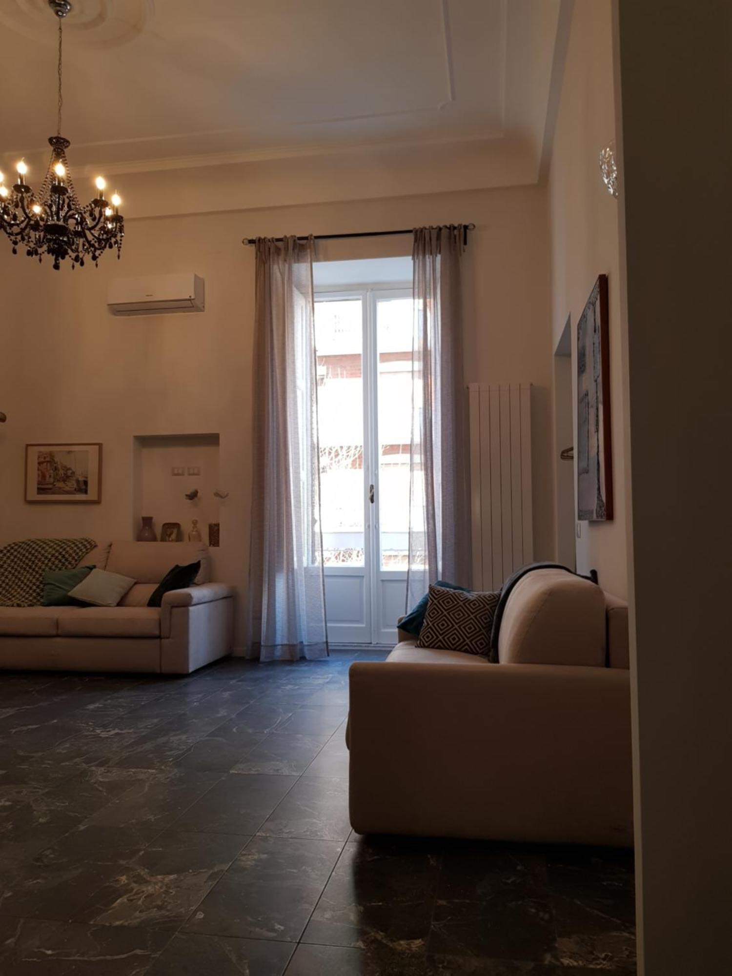 Casa Gaia Apartment เนเปิลส์ ภายนอก รูปภาพ
