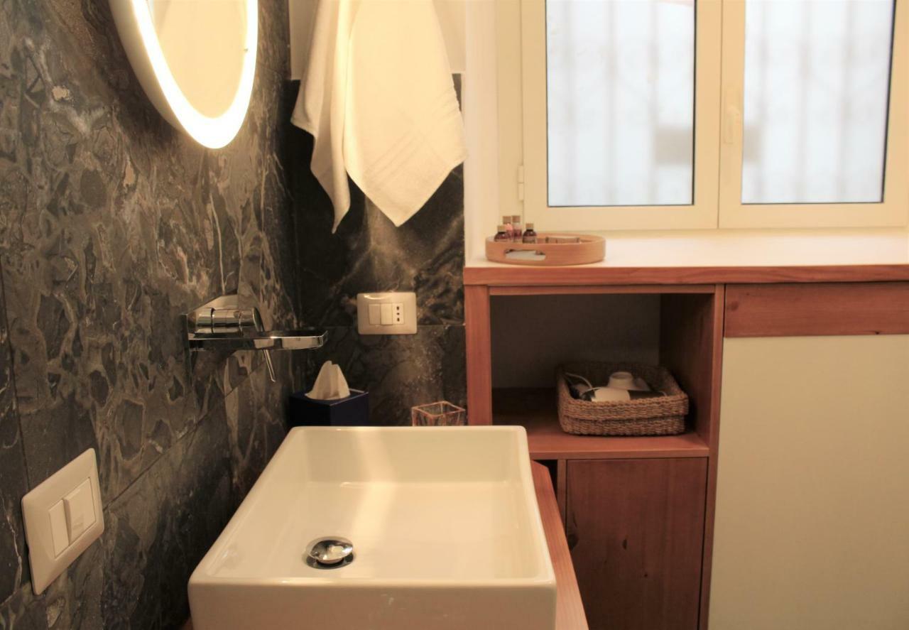 Casa Gaia Apartment เนเปิลส์ ภายนอก รูปภาพ