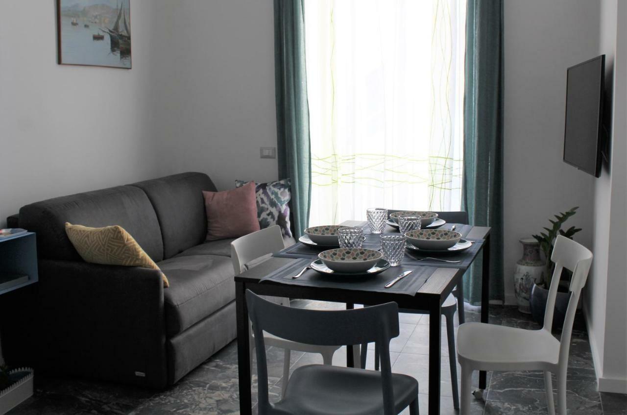 Casa Gaia Apartment เนเปิลส์ ภายนอก รูปภาพ